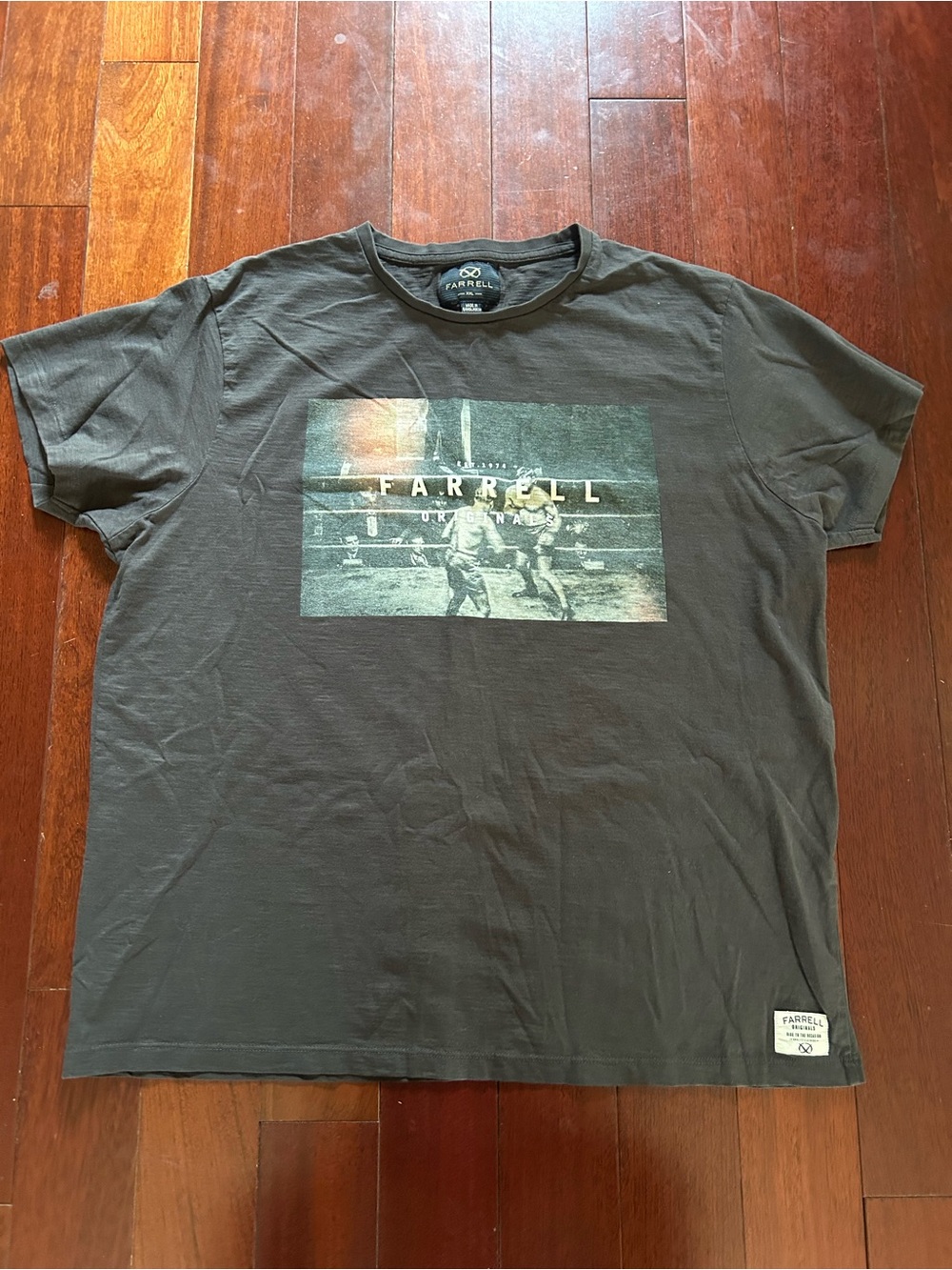 Farrell Originals Men's Dark Gray Graphic Crewneck T-Shirt Boxing Vintage Y2K